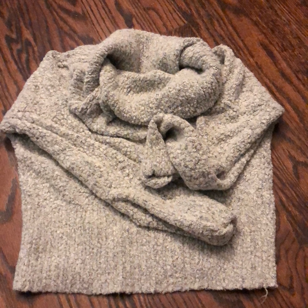 White and grey sweater
